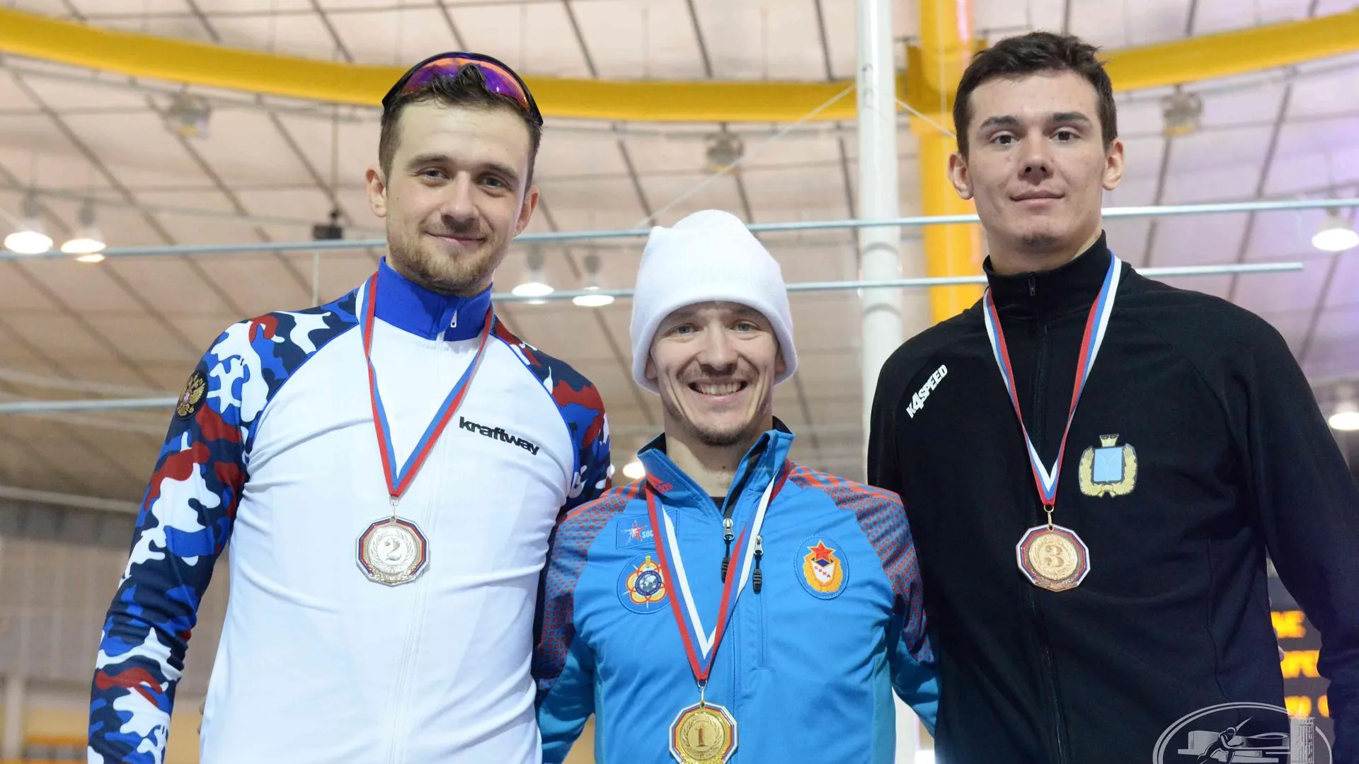 Подмосковные спортсмены завоевали 12 медалей на Всероссийских соревнованиях конькобежцев
