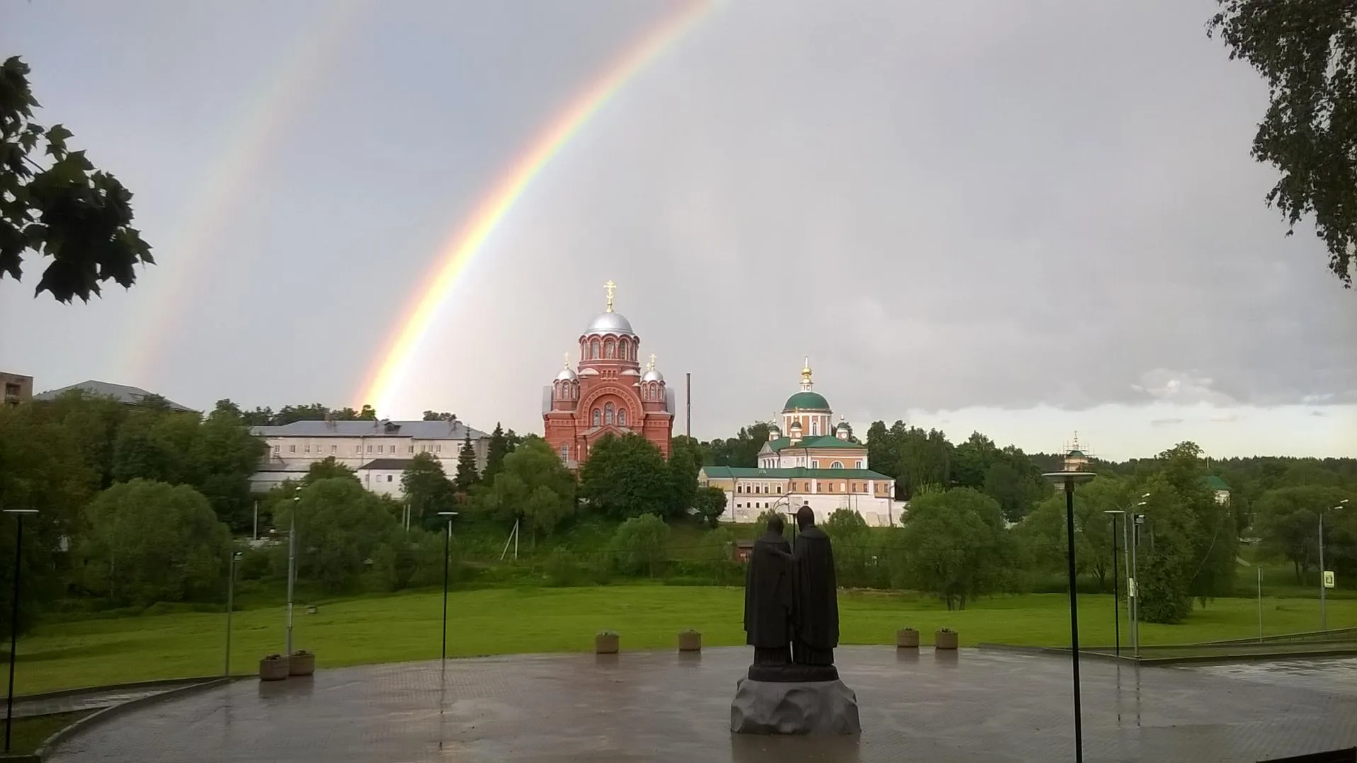 Жить в Хотькове: ходить пешком и любоваться «открыточными» видами | РИАМО |  РИАМО