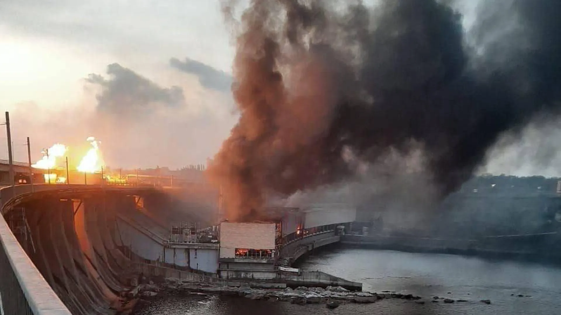 ВС РФ нанесли самые масштабные удары по энергетике Украины за последнее время