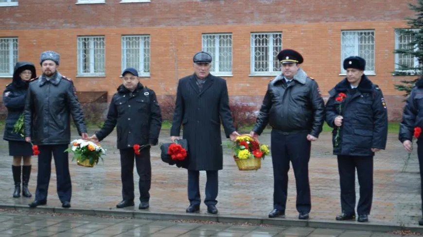 В Балашихе почтили память полицейских, погибших при исполнении служебного долга