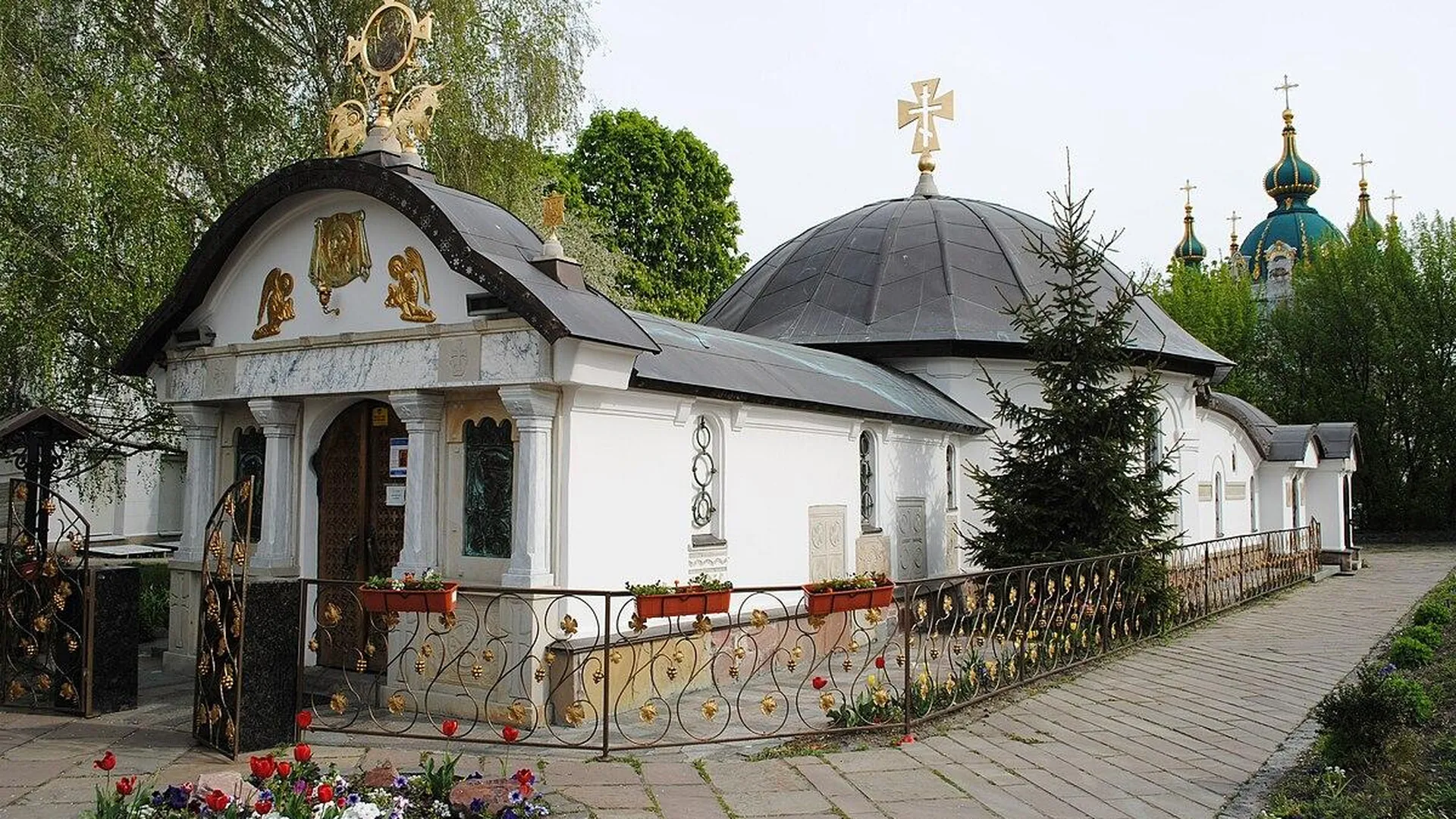 На Украине снесли часовню на месте первого каменного храма Руси