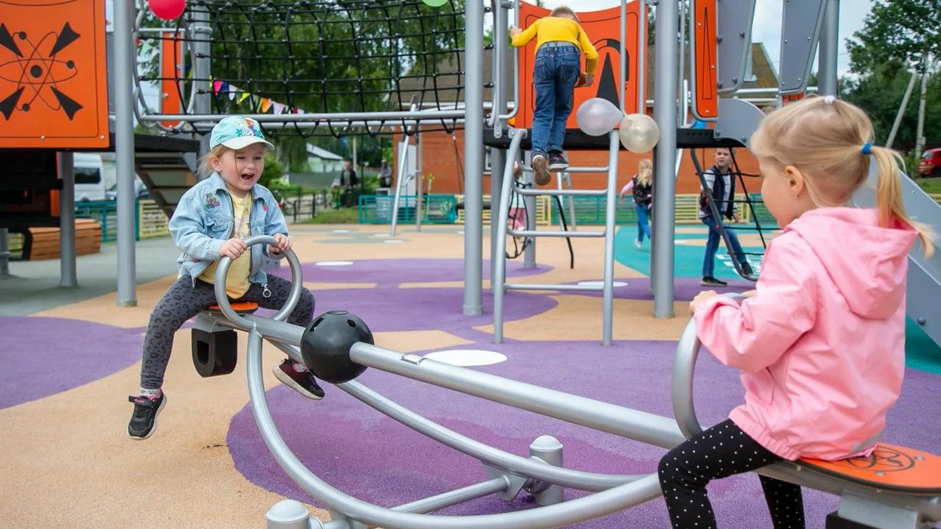 В Пушкинском округе успешно реализовали организацию игрового пространства для детей