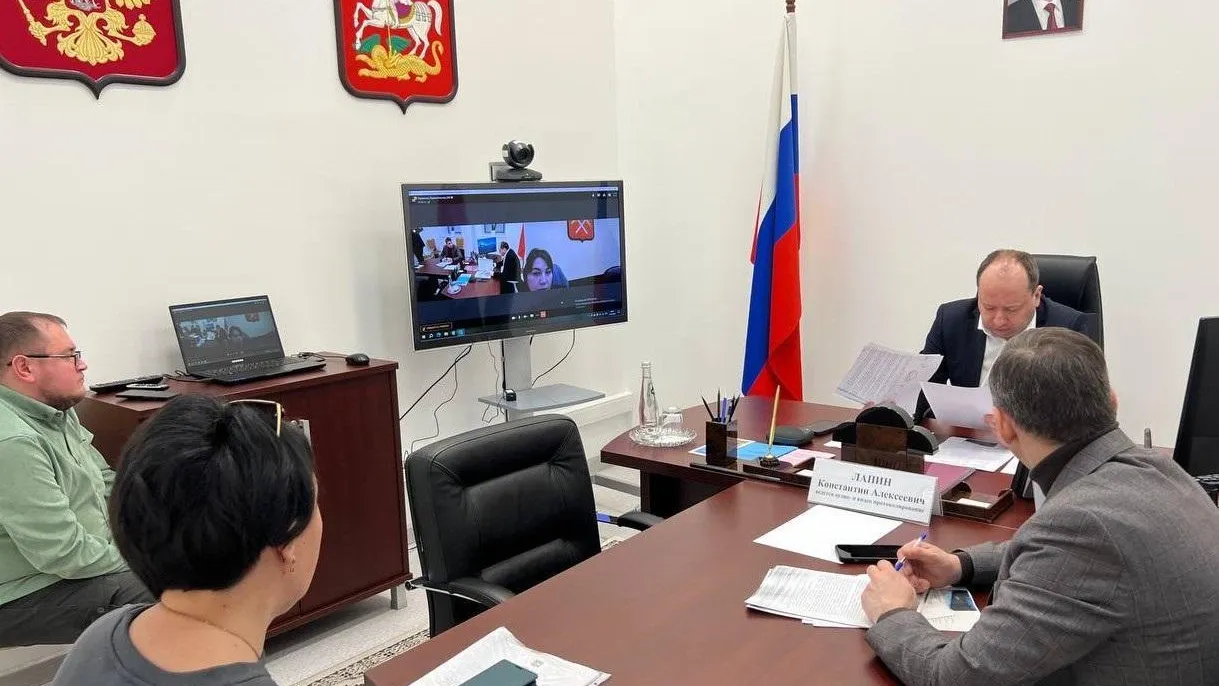 Минстройкомплекс Подмосковья обсудил с жителями вопросы переселения из ветхого жилья