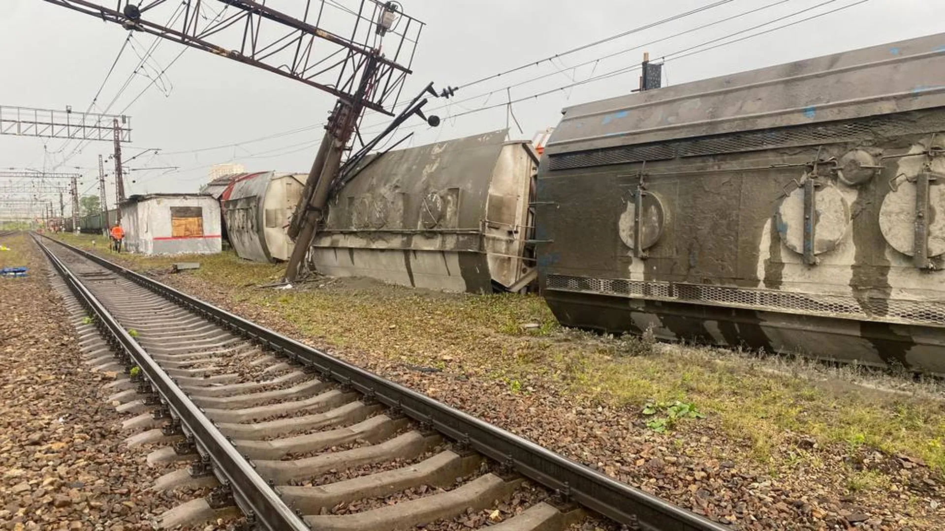 Минтранс Подмосковья напомнил правила безопасности на железной дороге