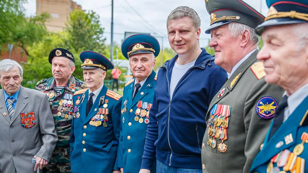 Глава Одинцовского округа, ветераны и художники дали старт акции «Чтобы помнили»