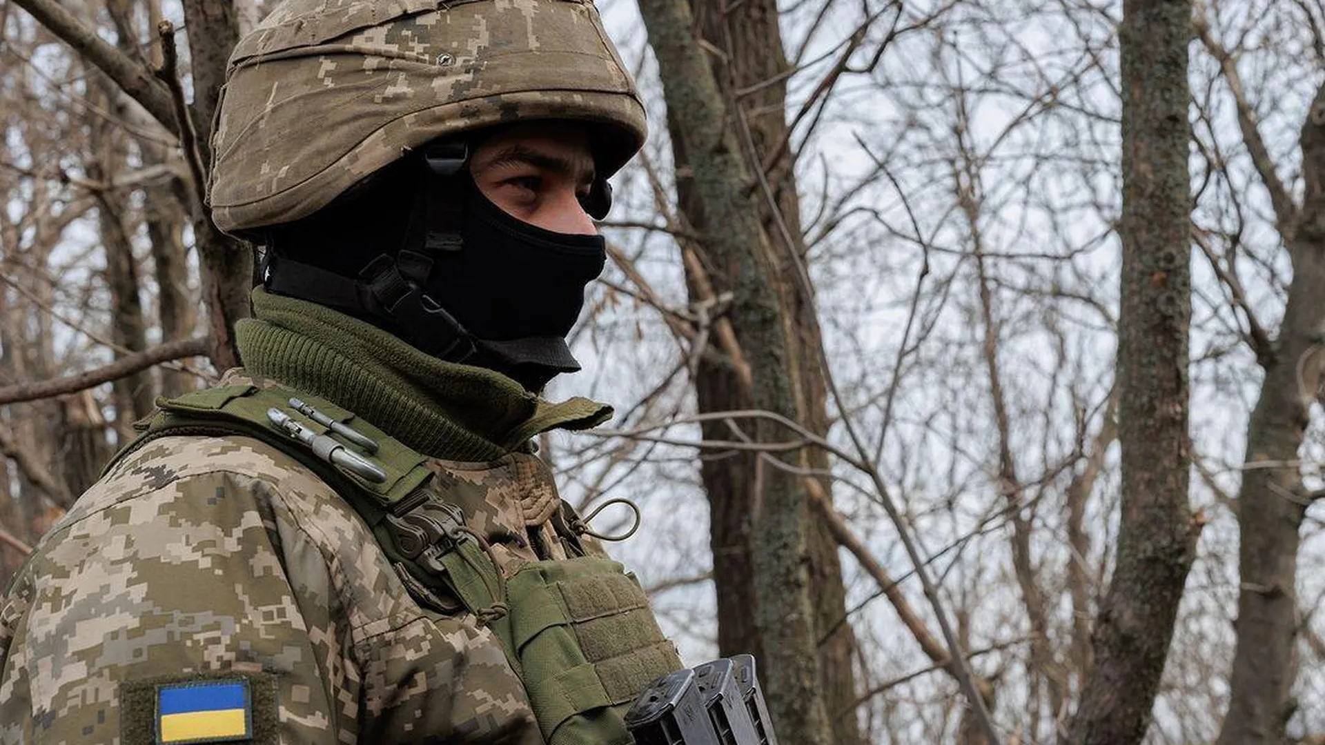Политолог Яшин: заморозка конфликта на Украине была бы выгодна для Киева