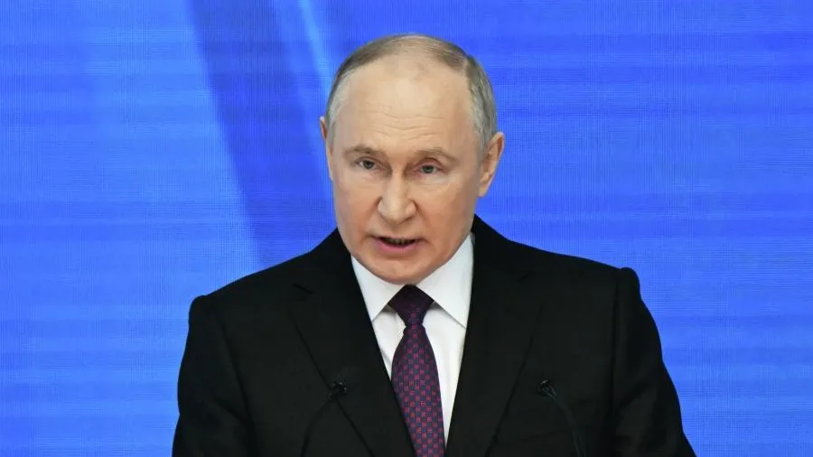 Путин: никому не позволим вмешиваться во внутренние дела России