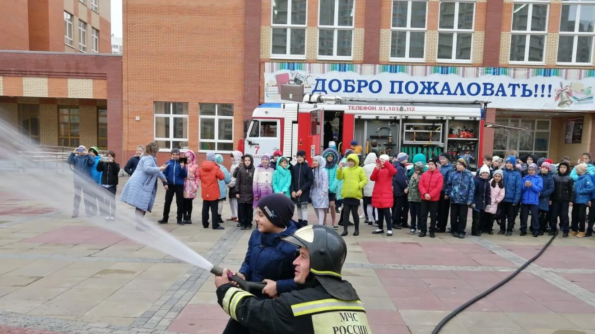 Спасатели Подольска рассказали ученикам школы №35 о пожарной безопасности |  РИАМО в Подольске