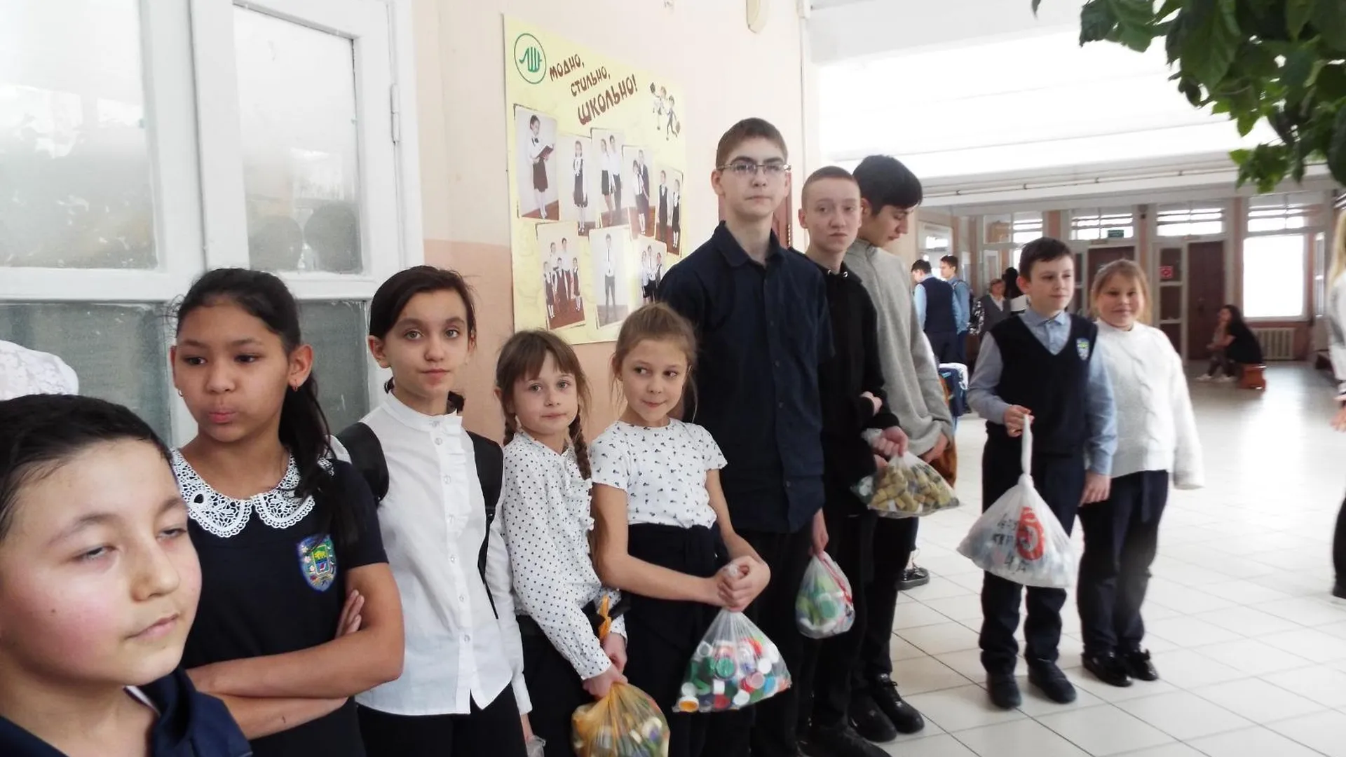Регоператор Подмосковья направил 2 тыс литров пластика на благотворительность