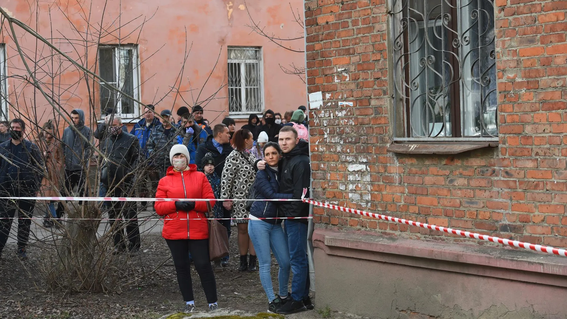 Жильцов дома в Орехово‑Зуеве, где произошел взрыв, просят зарегистрироваться в школе N25