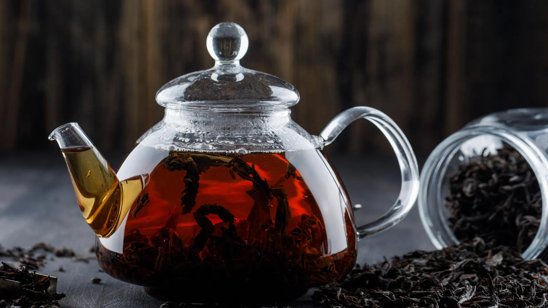 Россиянам рассказали, как черный чай влияет на давление человека