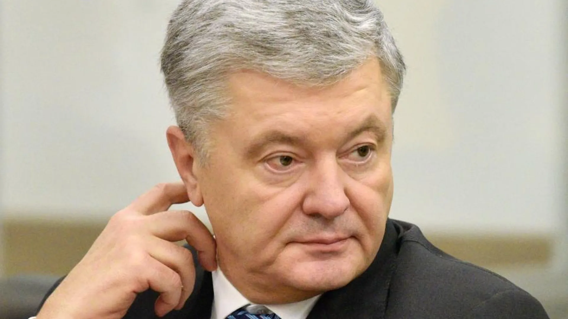 МВД РФ разыскивает экс-президента Украины Петра Порошенко