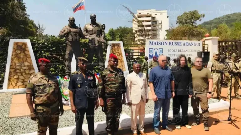 Пригожину и Уткину поставили новый памятник