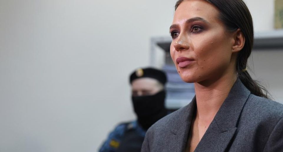 Освободившаяся из-под ареста блогер Лерчек рассказала о туфлях за 150 тыс руб