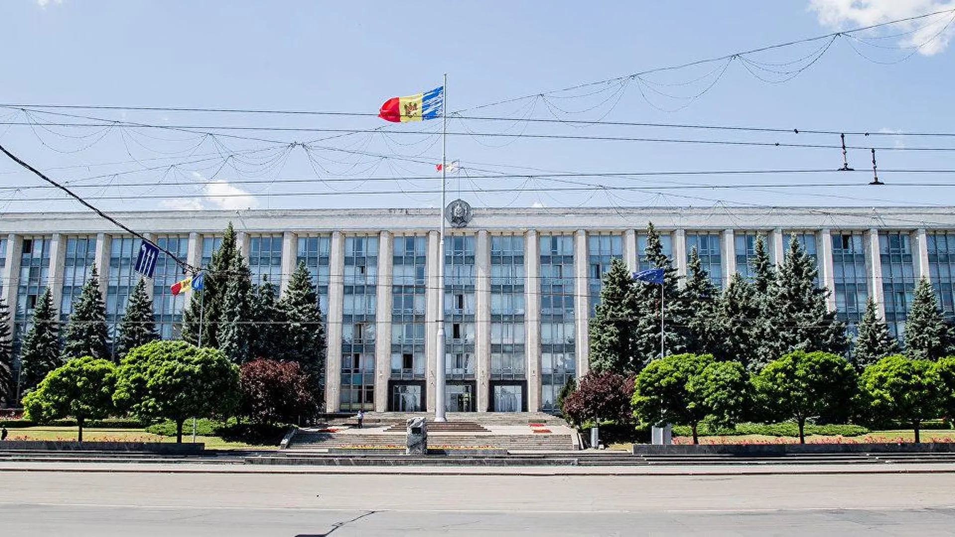 В Молдавии одобрили проведение референдума о вступлении в Евросоюз