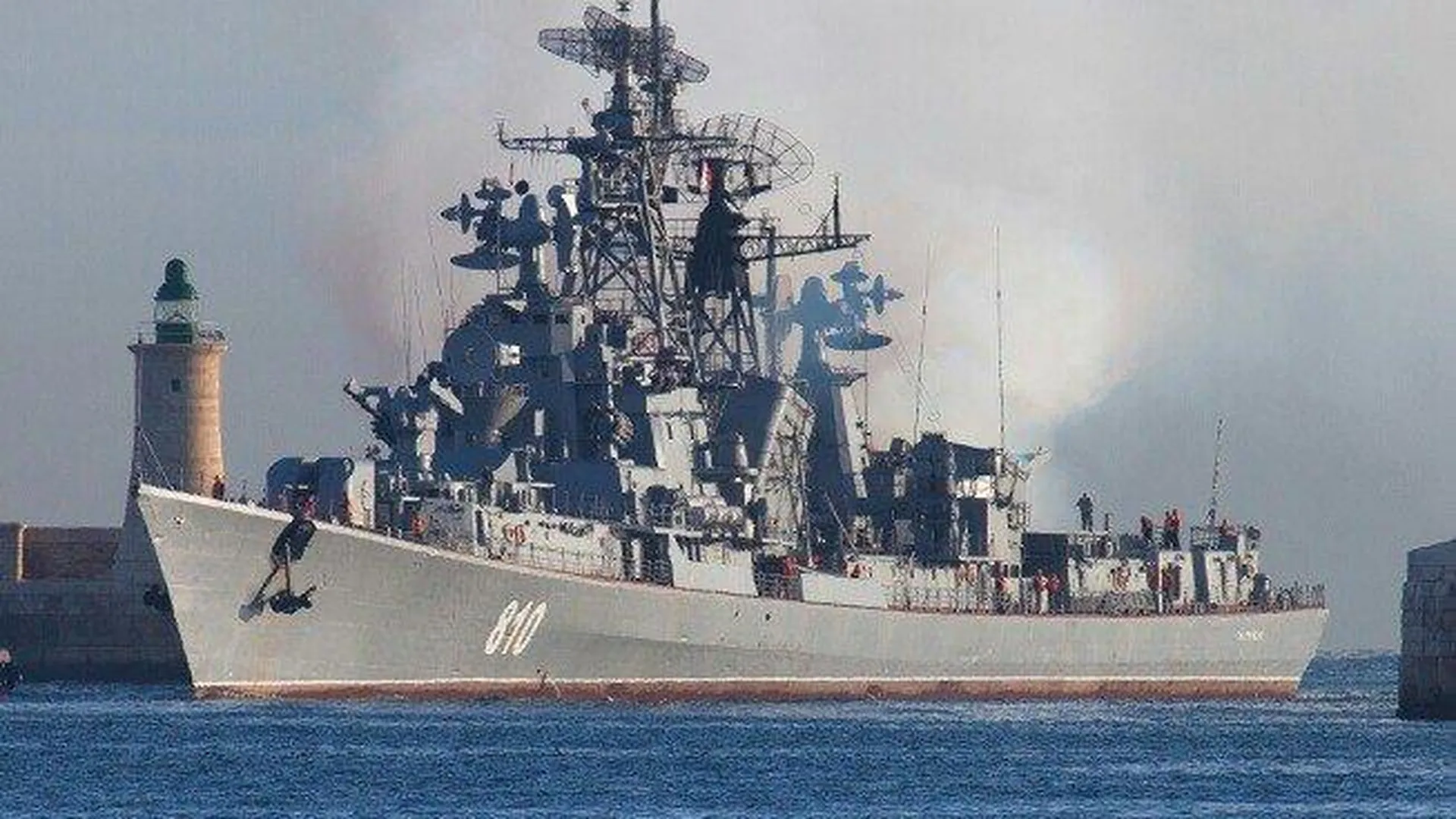 Развожаев: Черноморский флот отбивает возможную атаку подводных диверсионных сил
