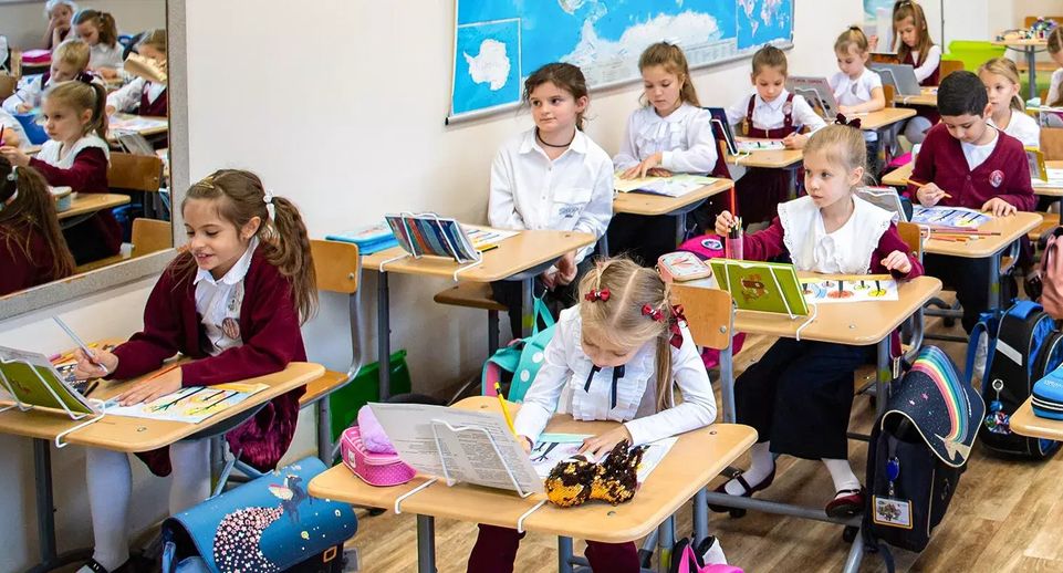 В Москве к следующему учебному году заработают более 30 школ и детских садов