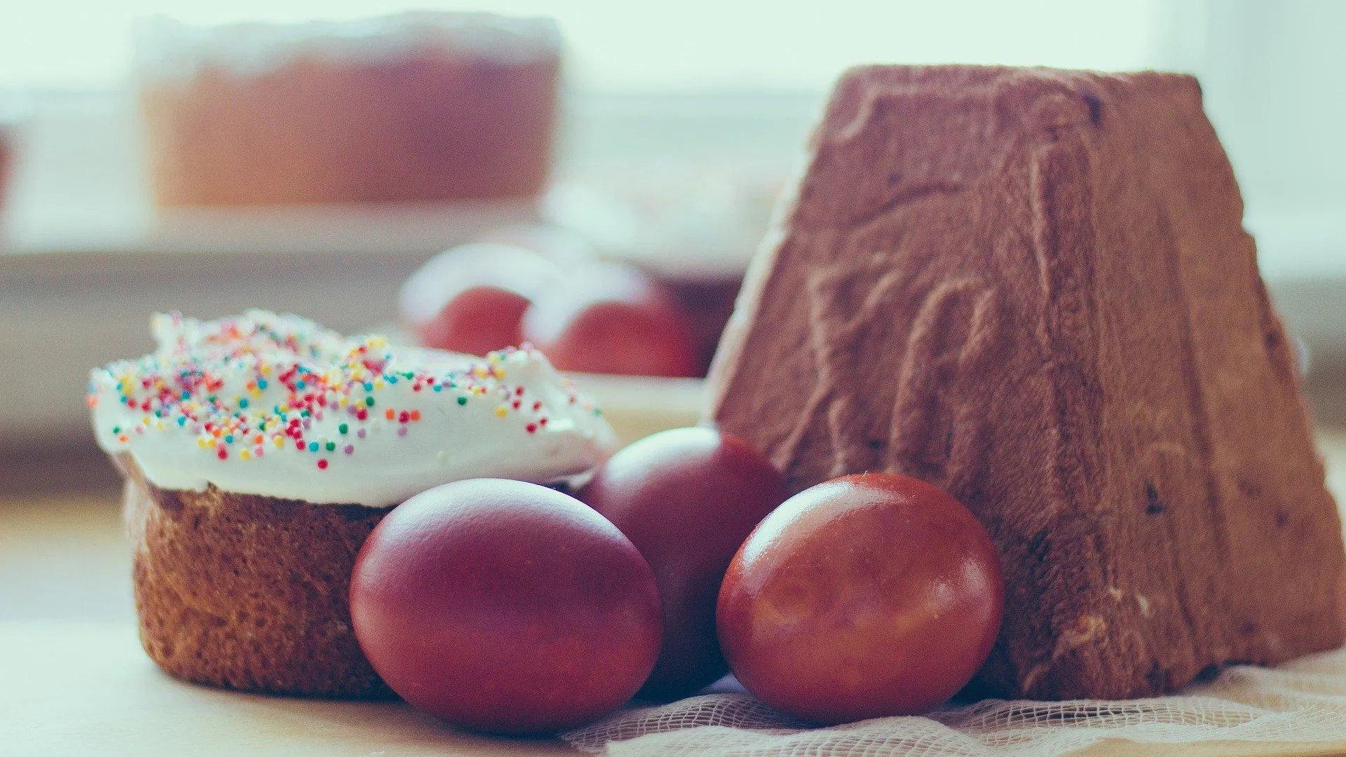 Как освятить куличи и яйца перед Пасхой в условиях всеобщей самоизоляции