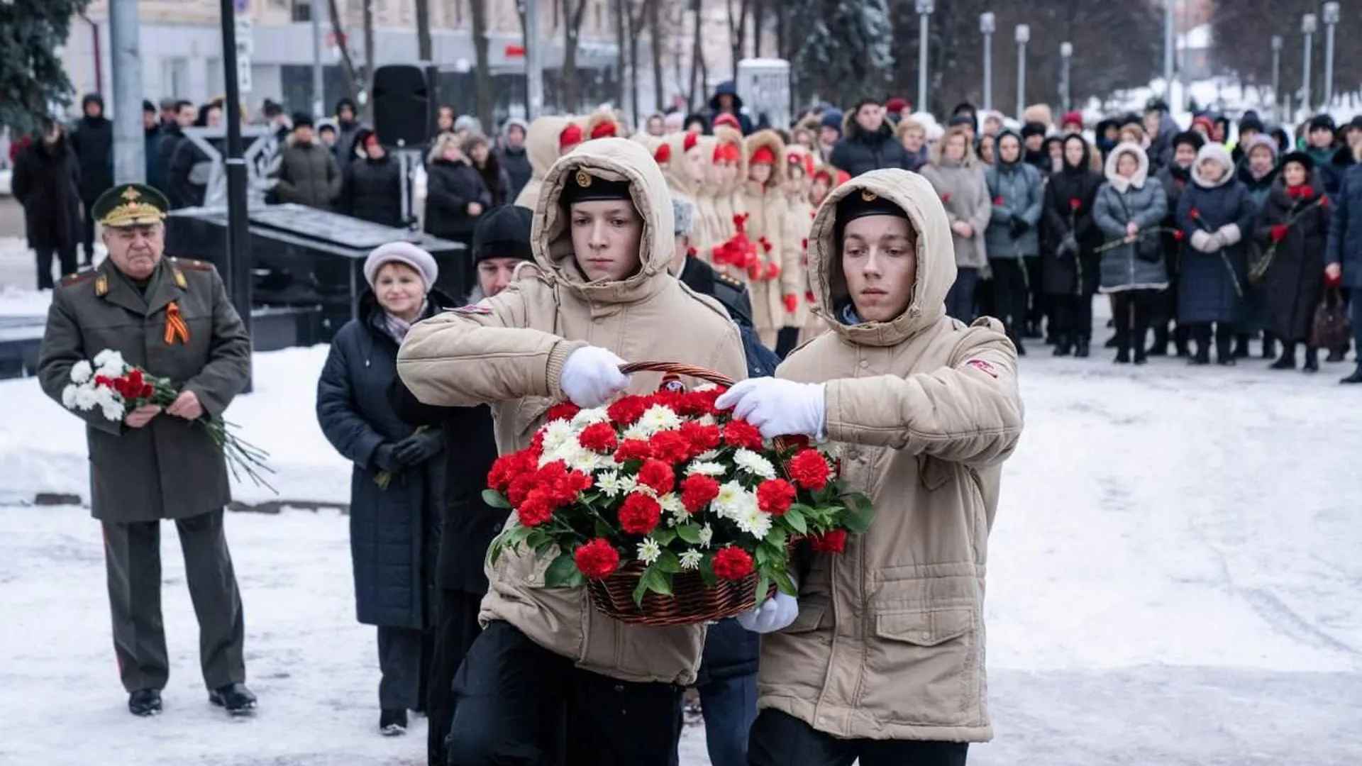 Митинг ко Дню неизвестного солдата прошел в Домодедове