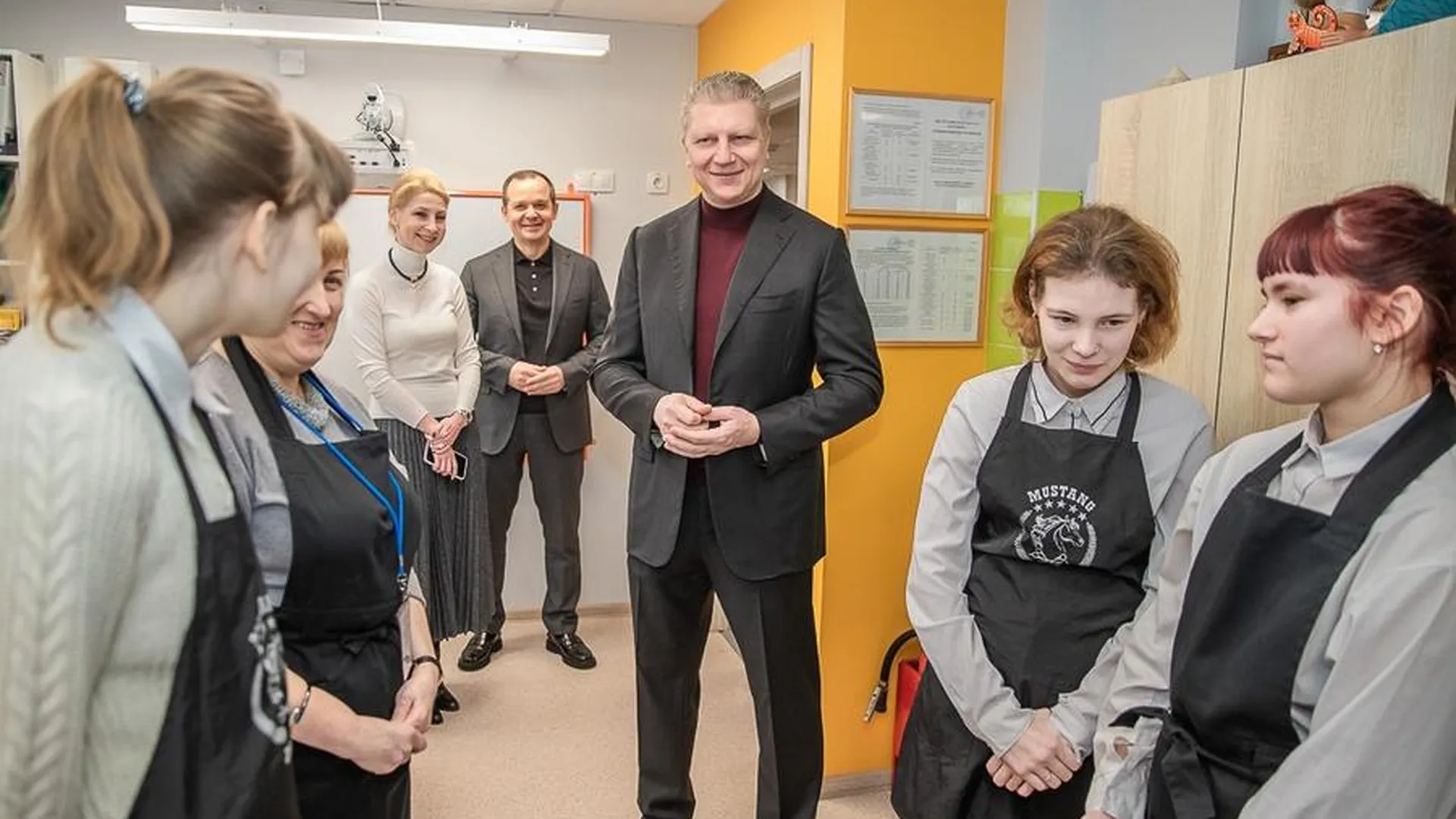 Глава Одинцовского округа осмотрел обновленную коррекционную школу им Фурагиной