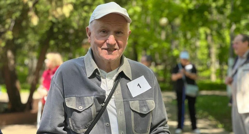 92-летний красногорец стал участником марафона скандинавской ходьбы