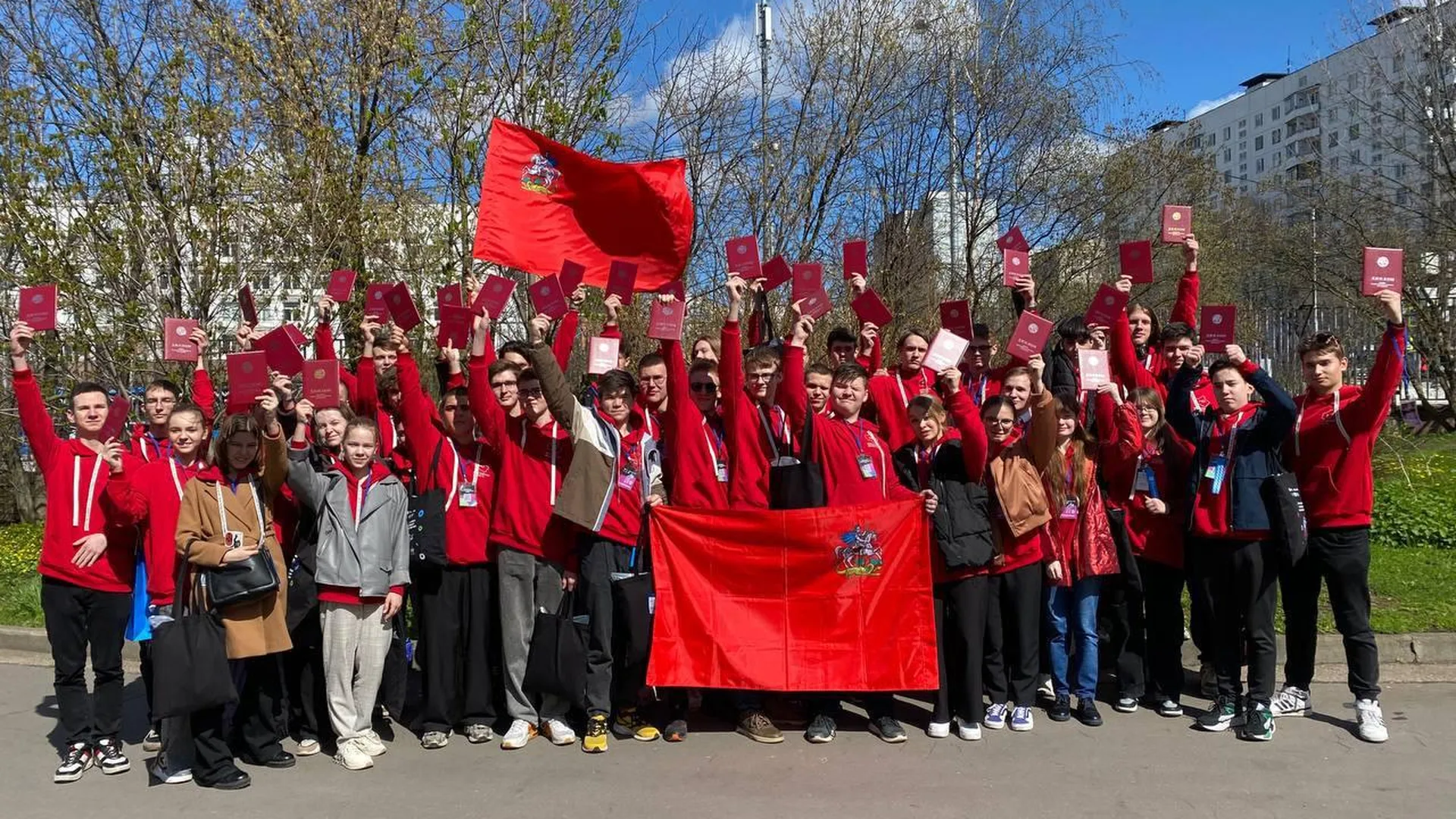 Школьники из Люберец получили 8 дипломов на этапе олимпиады по технологии