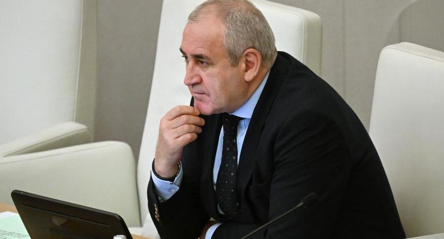 Вице-спикер Госдумы Неверов снят с должности