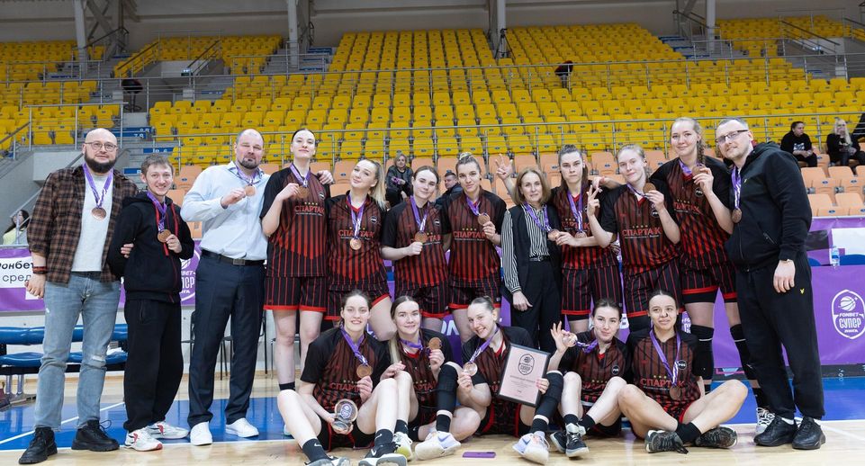 Женский баскетбольный клуб из Видного стал бронзовым призером Суперлиги