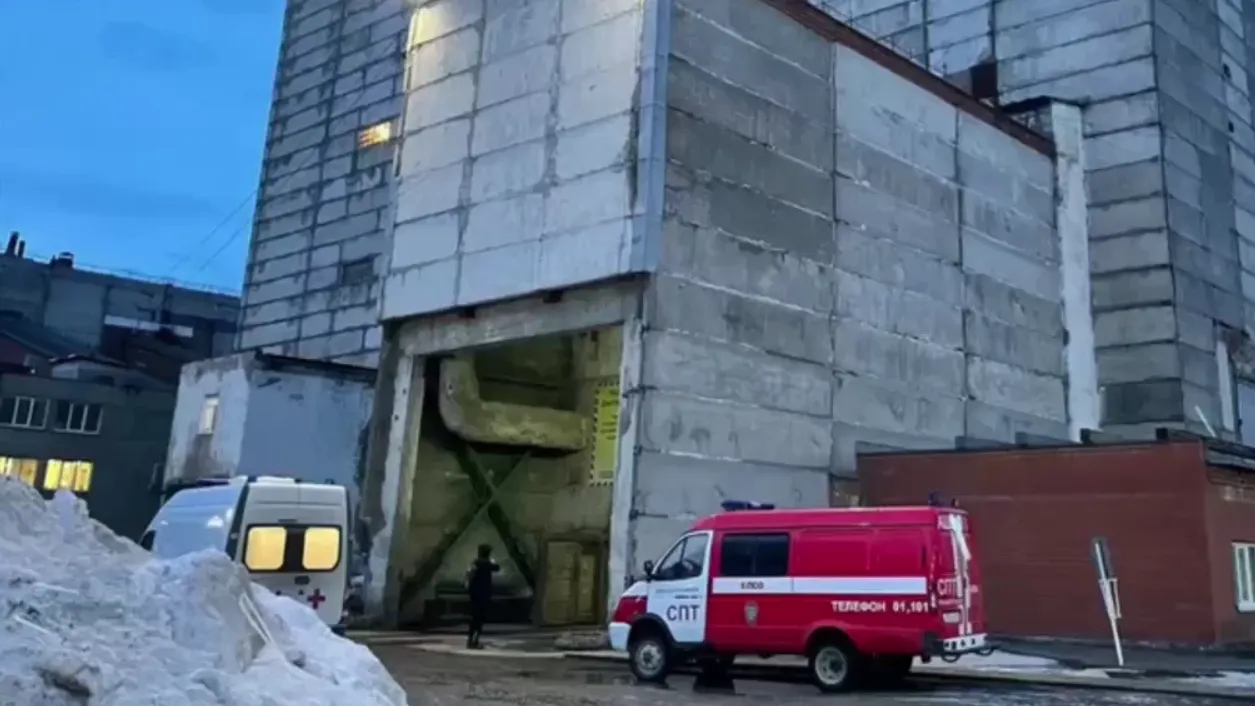 На Урале 3 человека оказались под завалами при взрыве на шахте