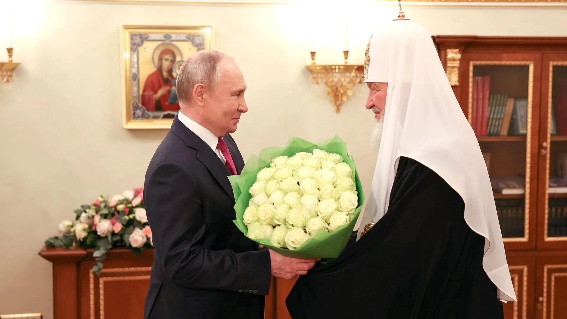 Путин поздравил патриарха Кирилла с годовщиной его интронизации