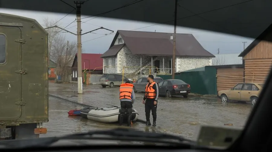 Последствия прорыва дамбы в Орске