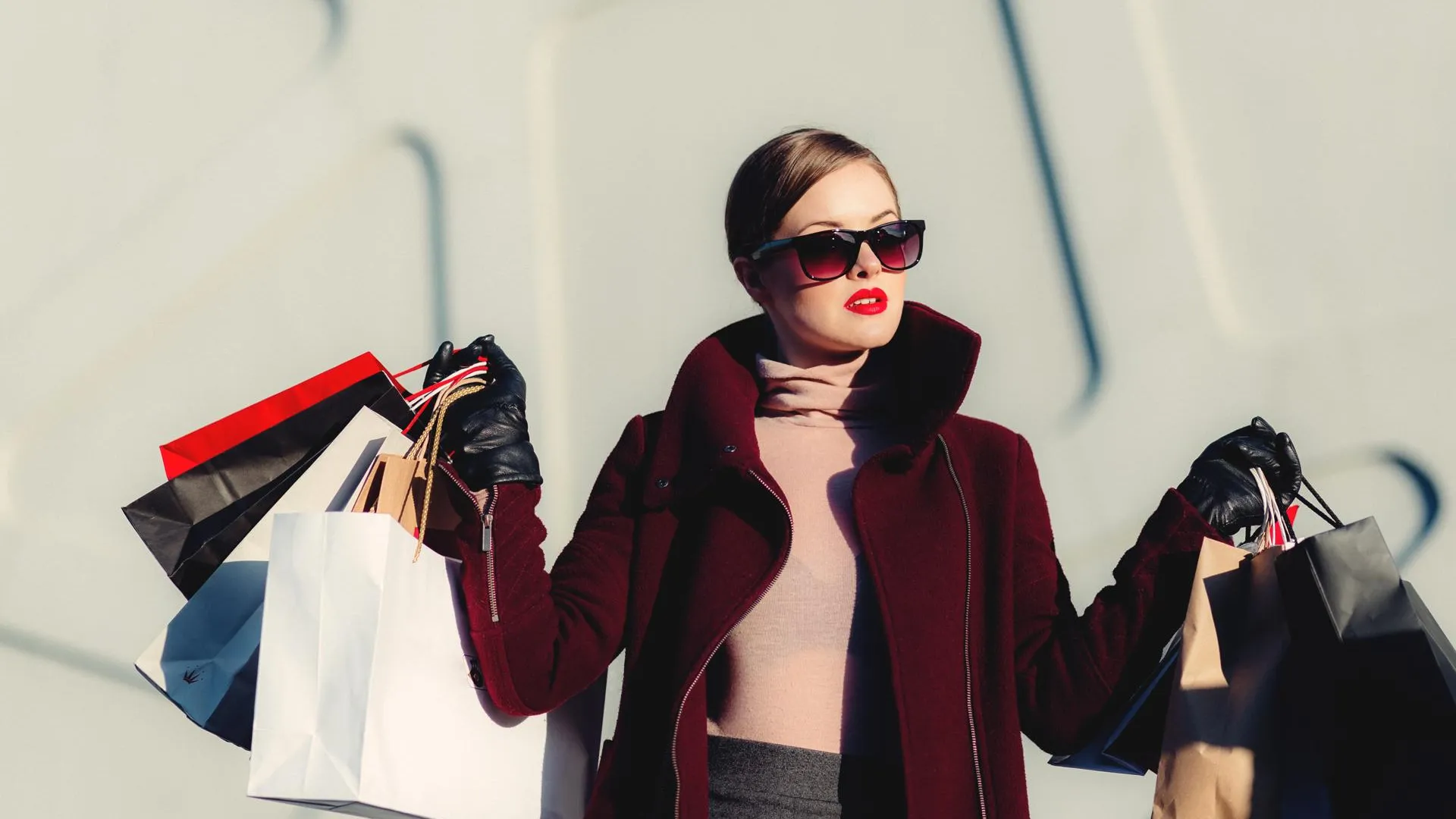 Вместо Gucci, LV и Chanel: элитные секонд‑хенды в Москве, где можно купить дорогие вещи
