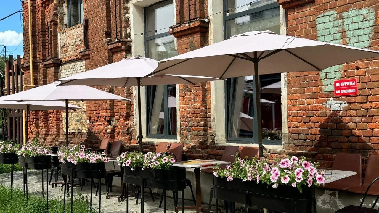 Свыше 1 200 летних кафе открылись в Подмосковье с начала сезона