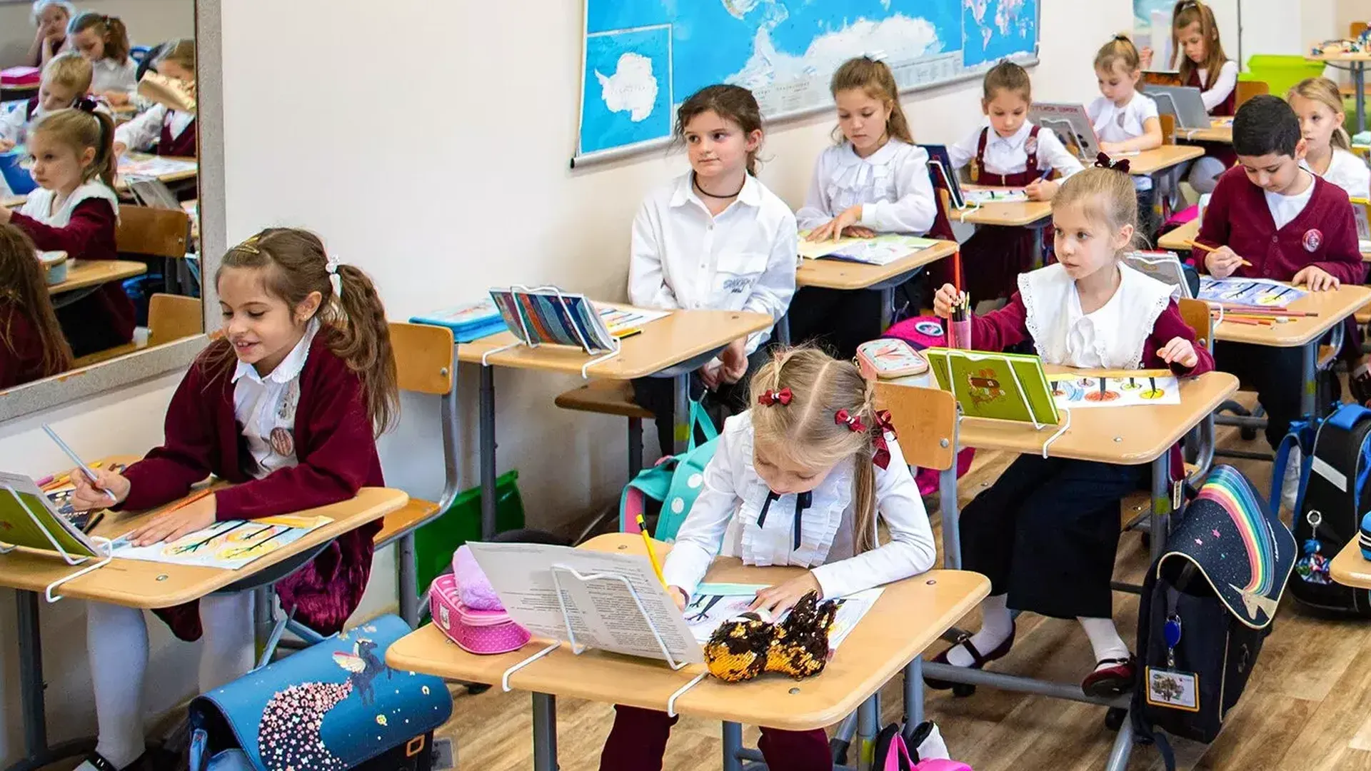 Власти Москвы рассказали, сколько школ и детсадов откроют к учебному году