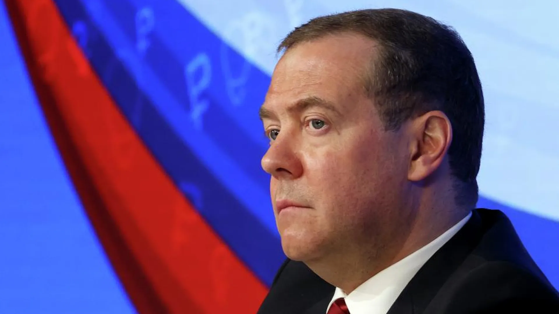 Читатели DM поддержали слова Медведева о риске ядерной войны из‑за поставок оружия Украине