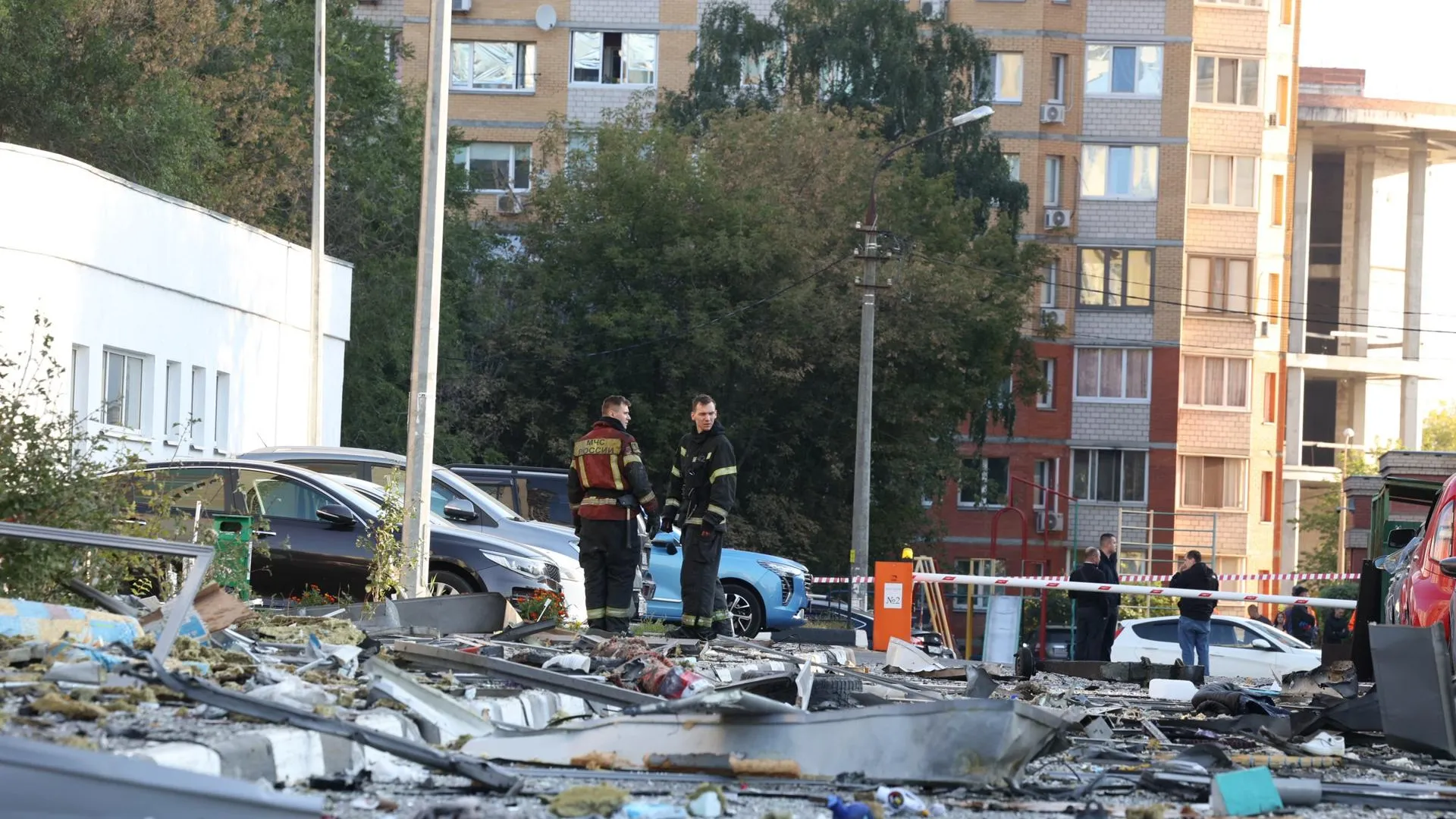 Малышев: жильцов Раменского из поврежденных БПЛА квартир разместят на базе Сокол