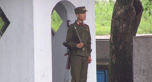 Северокорейские военнослужащие получили ранения на границе с Южной Кореей