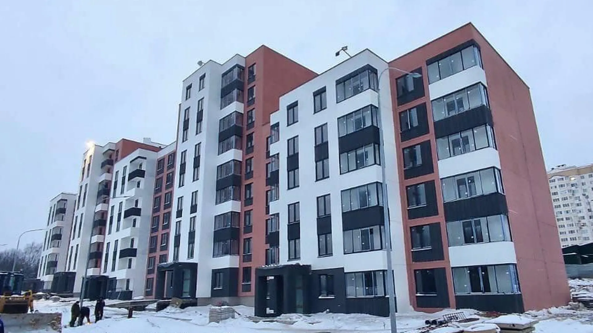 Отделку квартир завершают в доме для переселенцев из аварийного жилья в Солнечногорске