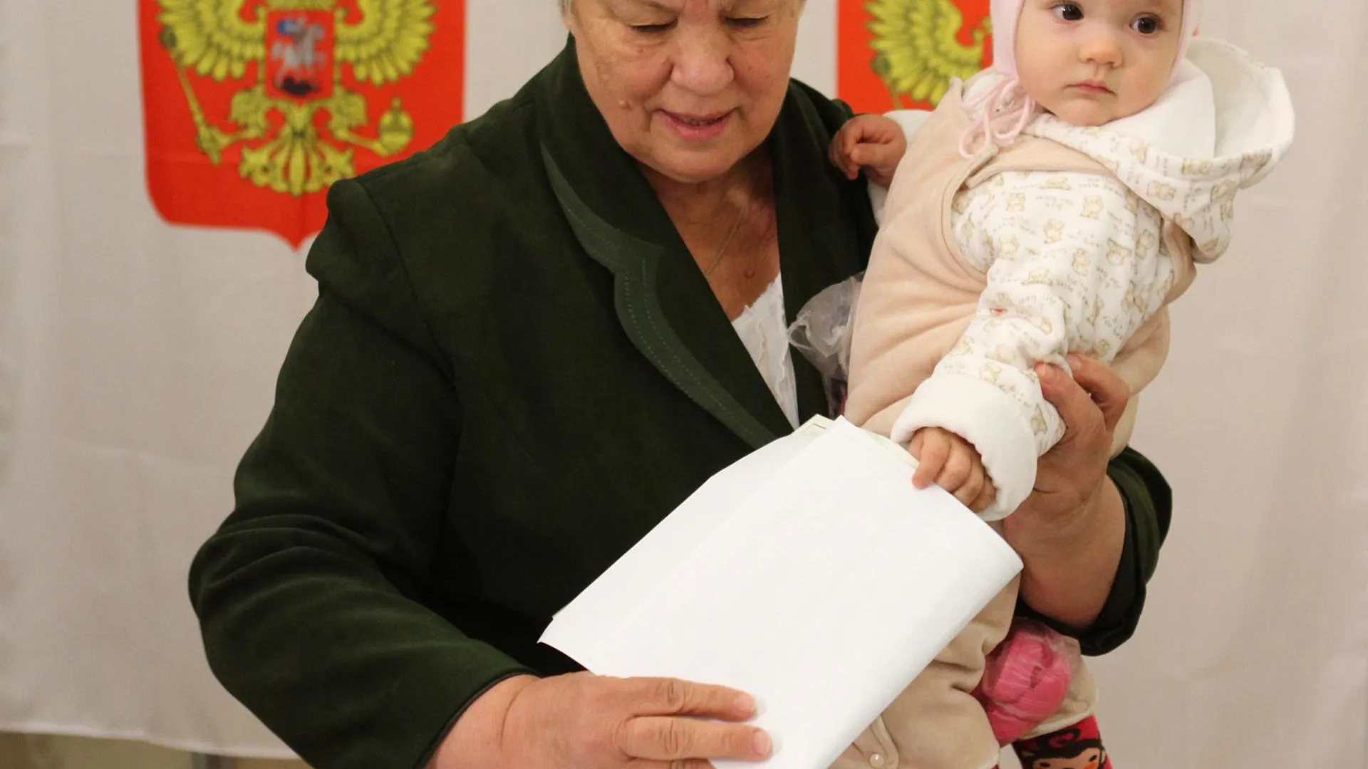 Средняя явка на выборах в Подмосковье на 15:00 составила 15,21%