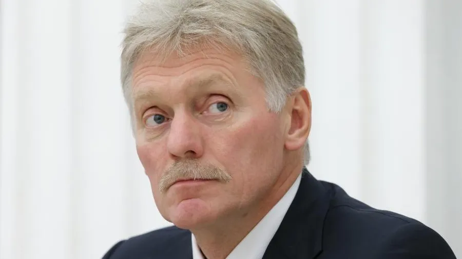 Песков: спецслужбы РФ эффективно расследуют подрыв главы РХБЗ Кириллова