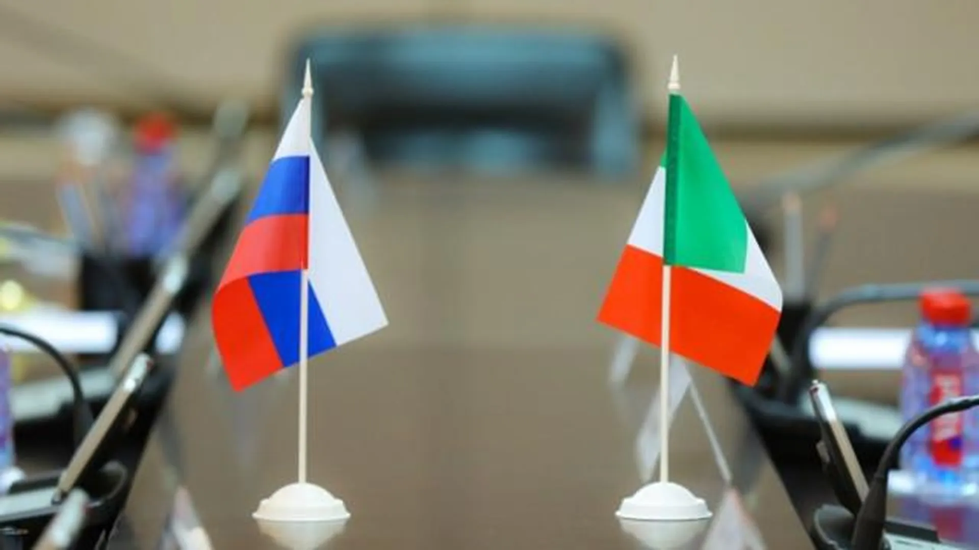 ИРТП: Россия с 14 февраля сможет покупать за рубли разрешенные товары из Италии
