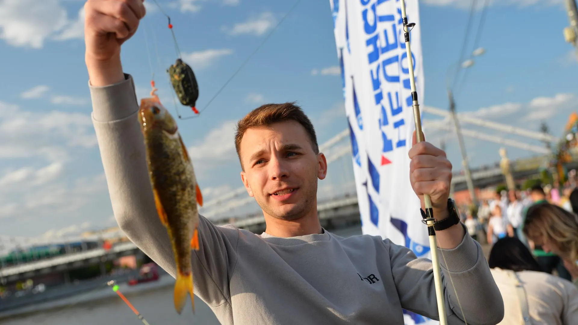 Обладатель самого большого улова на «Рыбной неделе» в Москве получит 1 млн руб