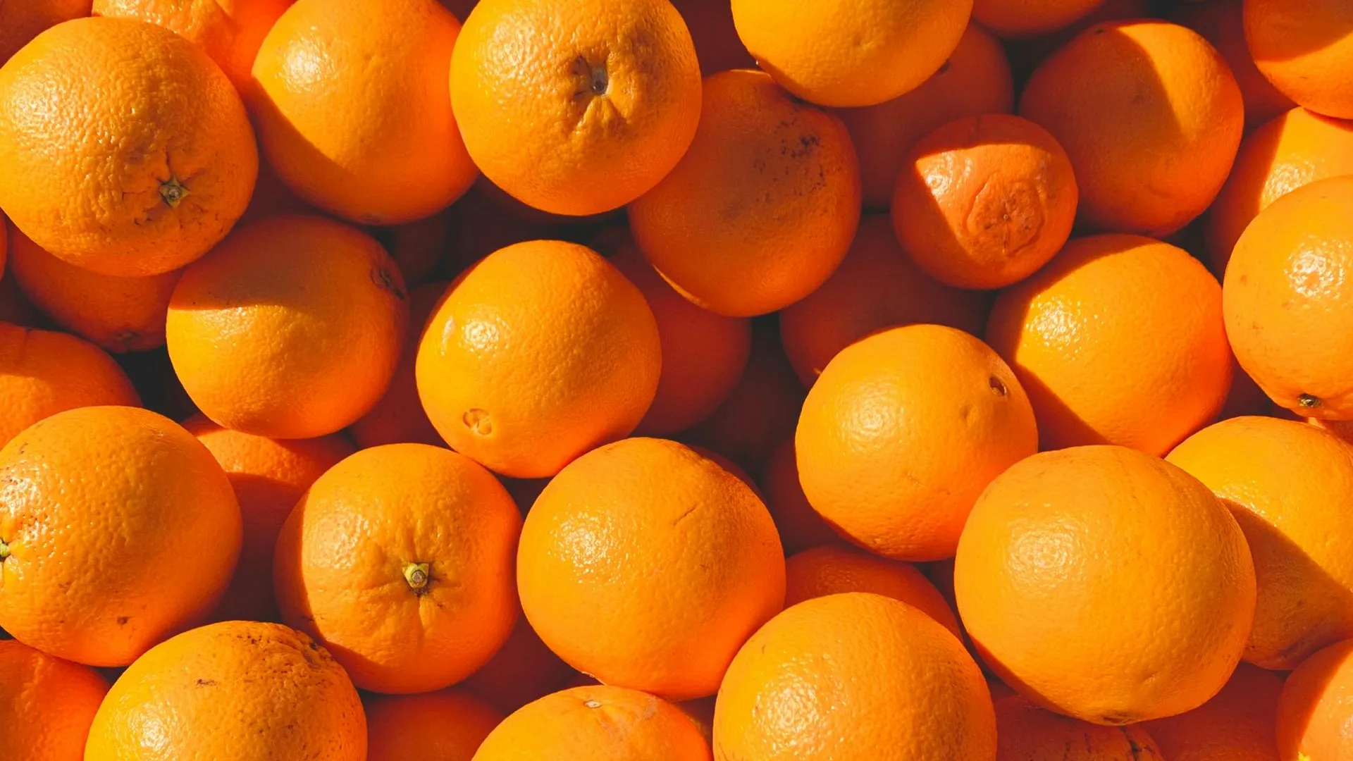 Экономист Морковкин объяснил сокращение закупок турецких апельсинов в мае