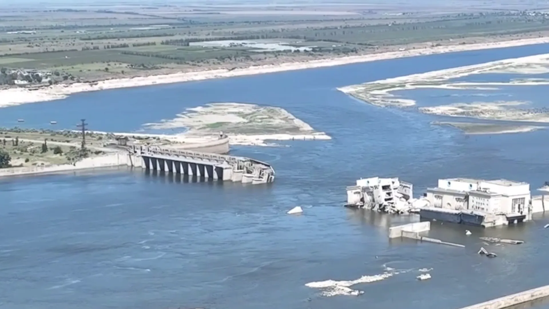 Сенатор назвал колоссальной сумму ущерба от разрушения Каховской ГЭС