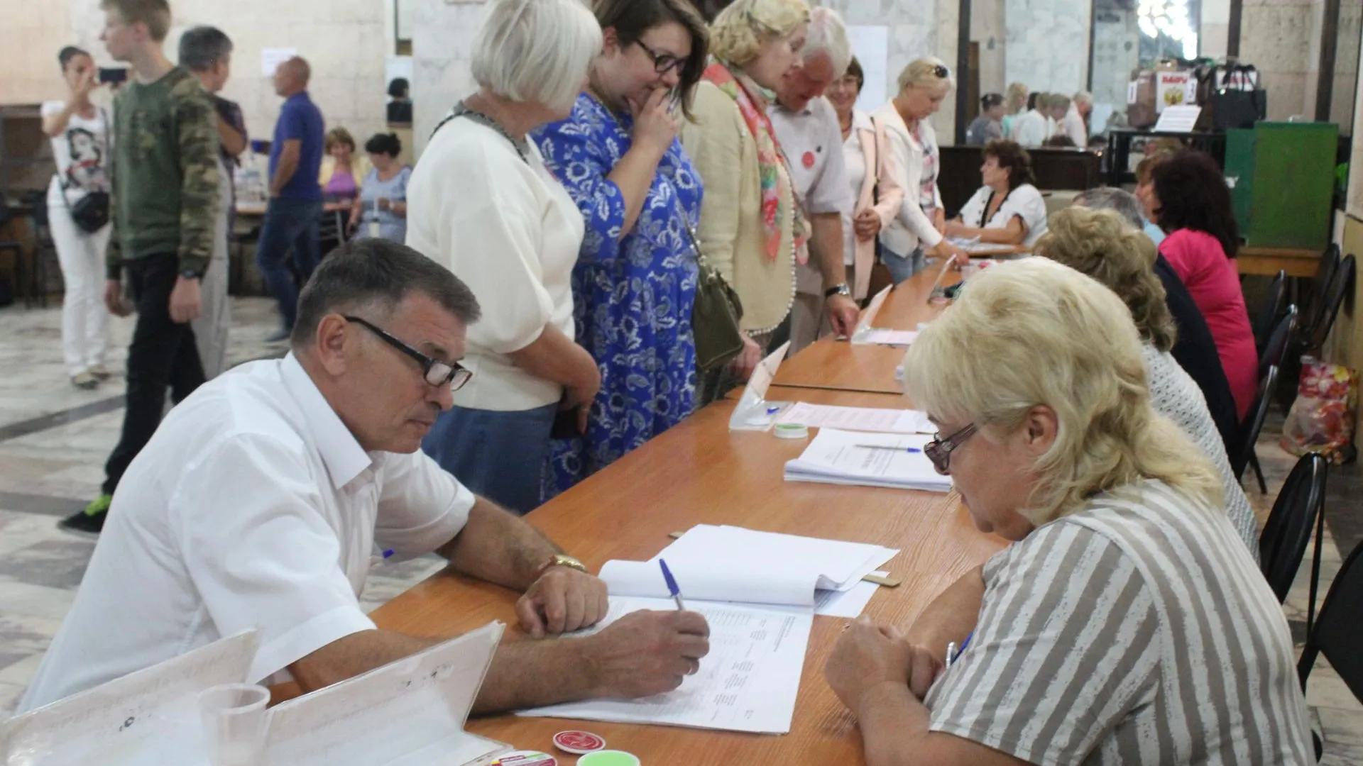 Явка на выборах в совет депутатов Серпухова на 18:00 составила 14,57%