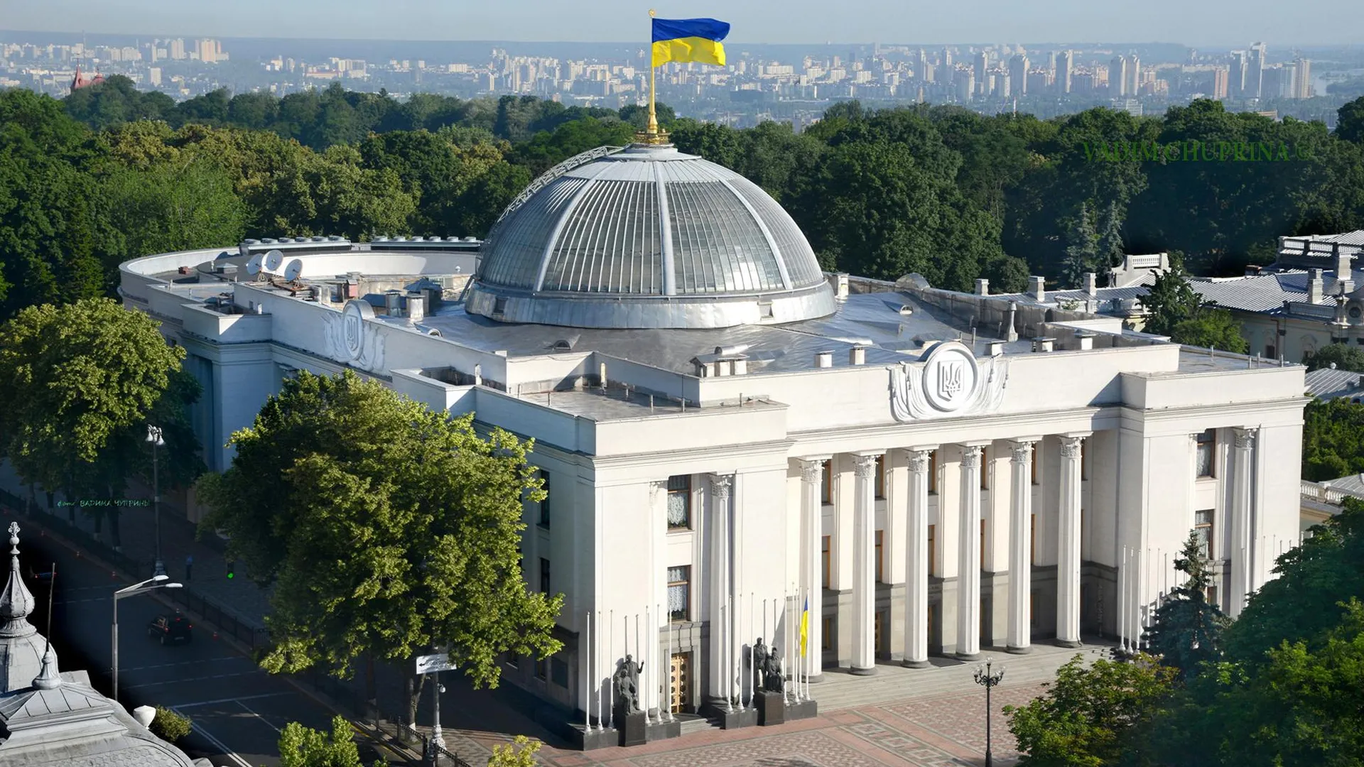 Экс-депутат Рады Деркач: Киев может работать над созданием «грязной» бомбы