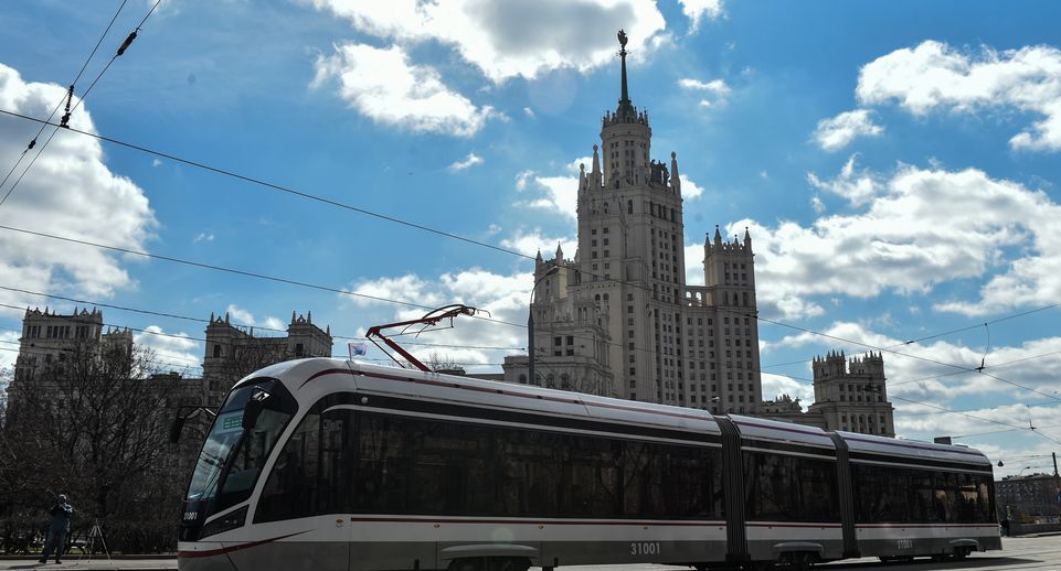 В Москве начали строить новые участки трамвайных путей