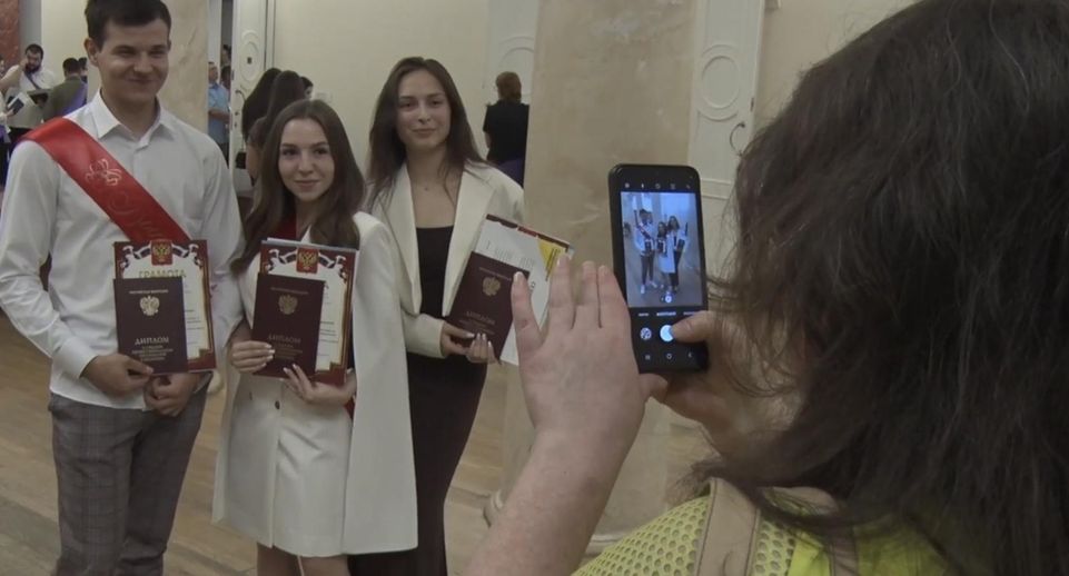 Во Дворце культуры «Видное» состоялся выпускной учеников колледжа «Московия»