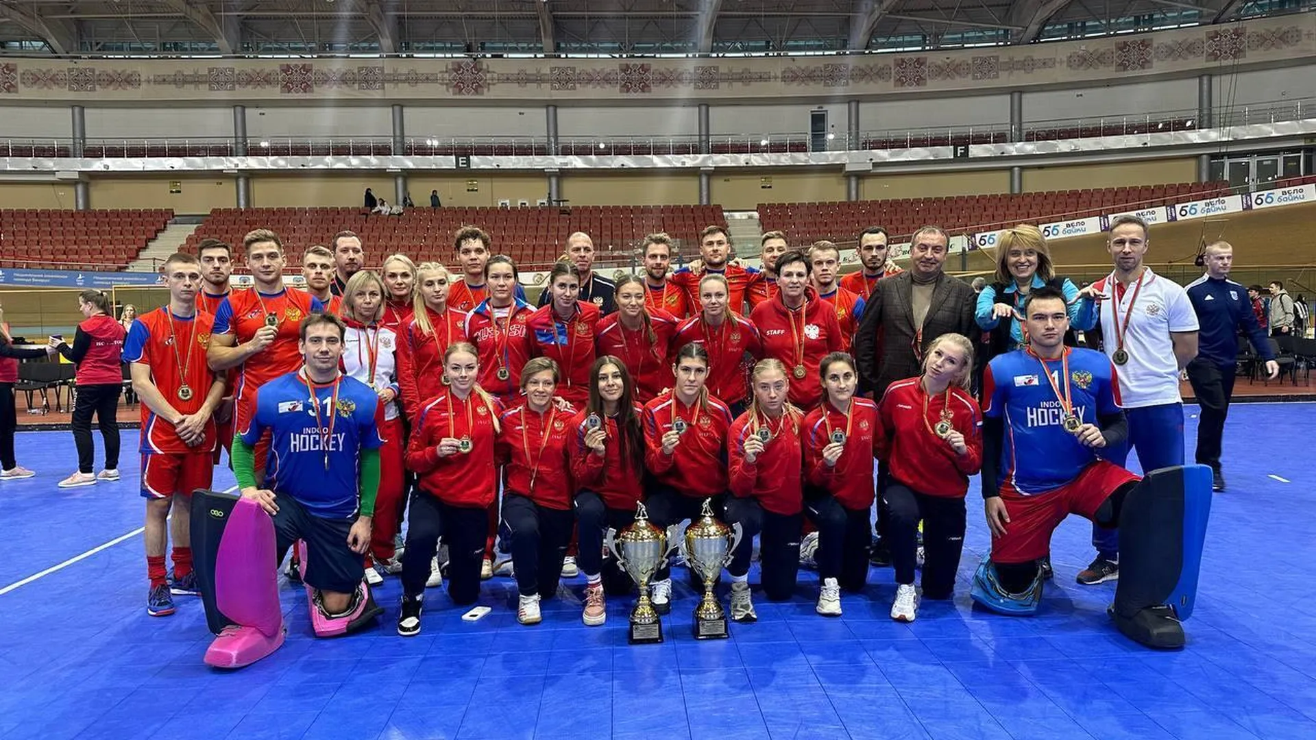 Подмосковные спортсмены в составе сборной РФ стали победителями турнира по индорхоккею