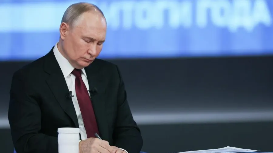 Путин: никаких лимитов по семейной ипотеке в РФ не будет